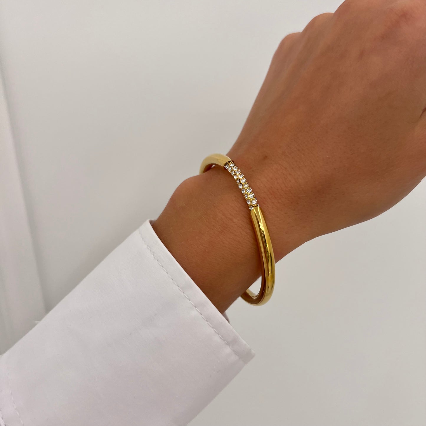 Luxe Sparkle Gold Bangle