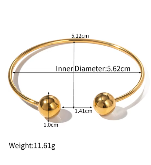 Ball statement bangle